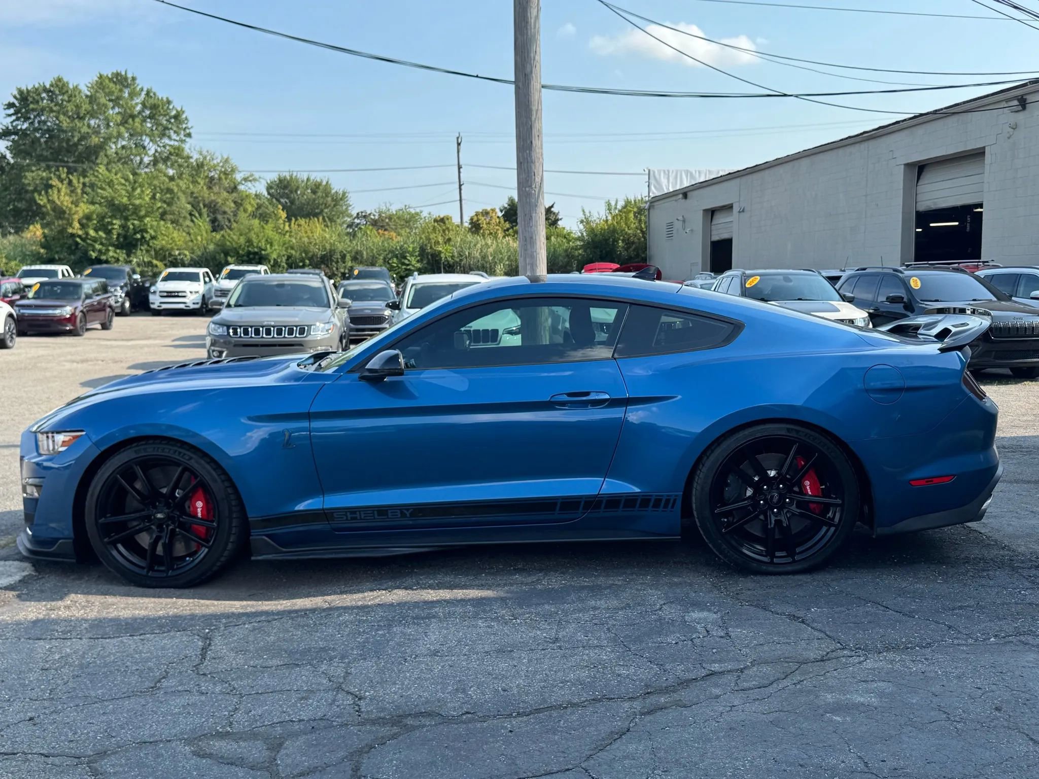 Used 2021 Ford Mustang Shelby GT500 w/ Technology Package image 9