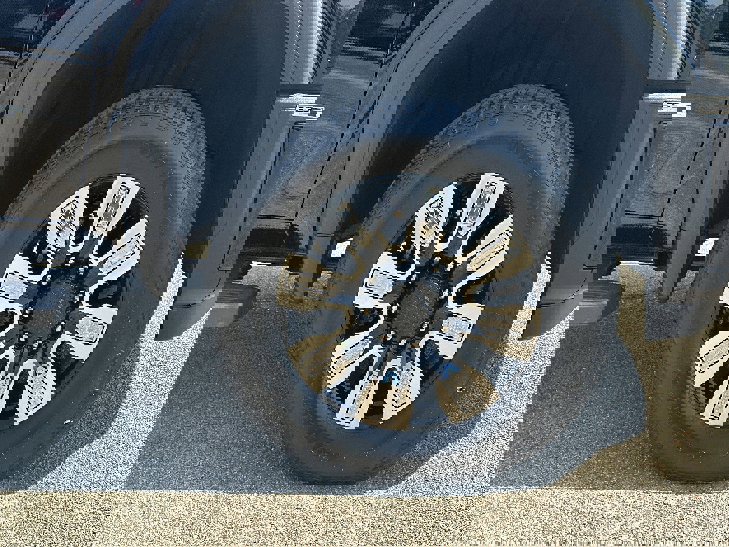 Used 2026 GMC Sierra 2500 Denali w/ Denali Reserve Package image 12