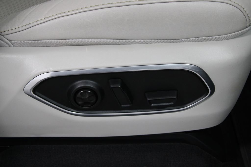 Used 2024 Jeep Wagoneer Series II image 27