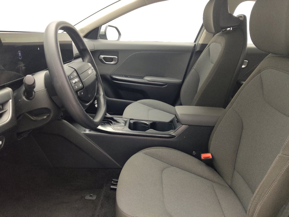 Used 2025 Kia K4 FWD image 17