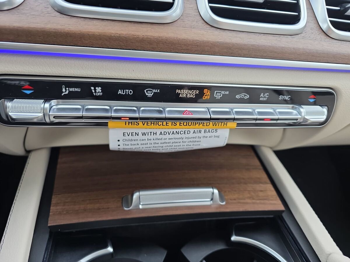 New 2026 Mercedes-Benz GLS 450 4MATIC image 24