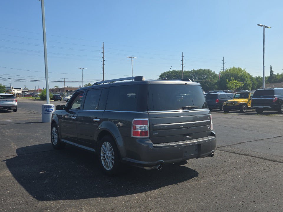 Used 2016 Ford Flex SEL w/ Equipment Group 202A FWD image 2