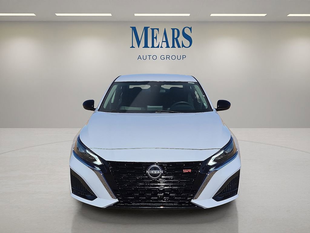 Used 2024 Nissan Altima 2.5 SR image 8