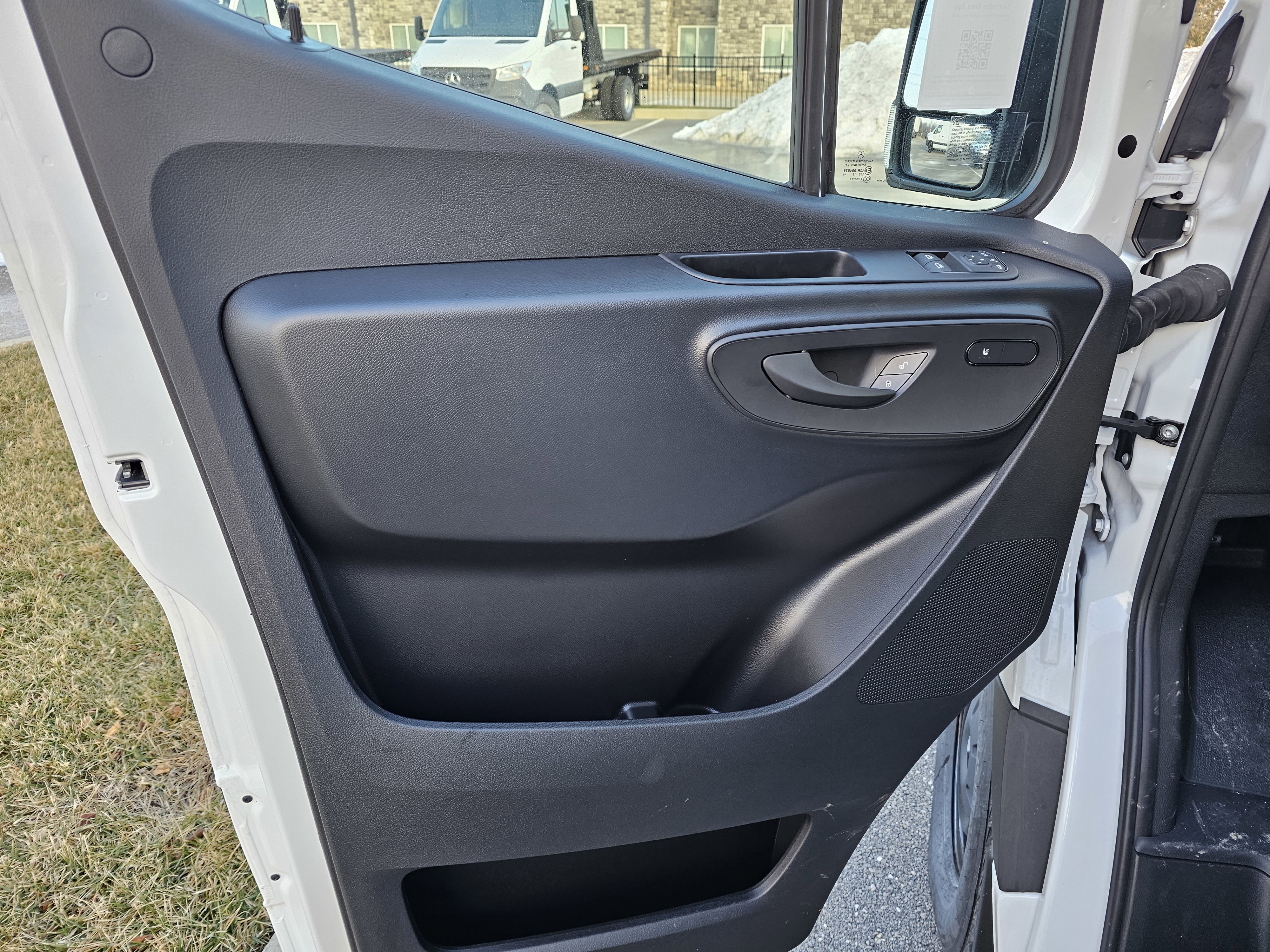 New 2025 Mercedes-Benz Sprinter 2500 image 15