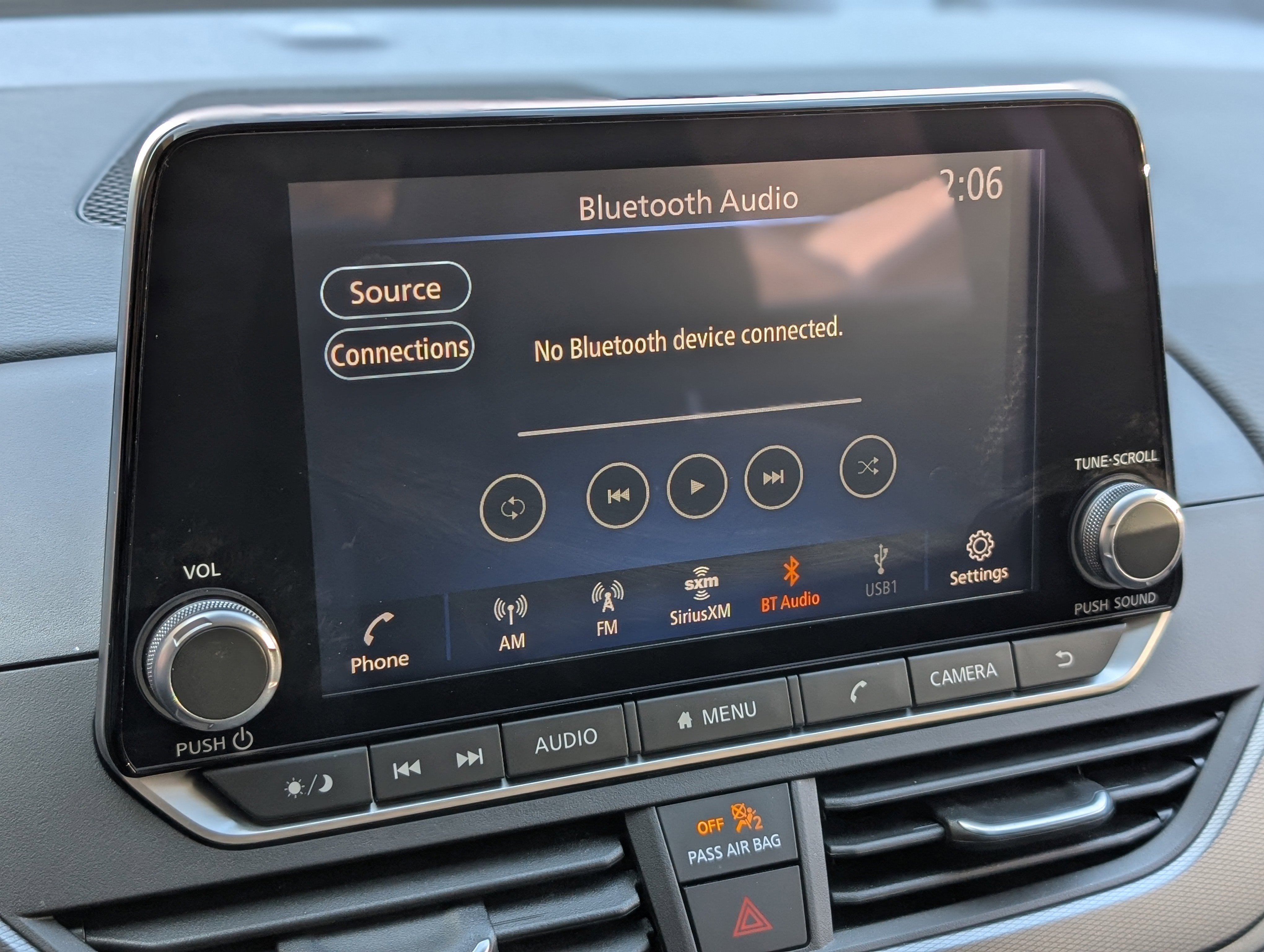 Used 2024 Nissan Altima 2.5 SR FWD image 28