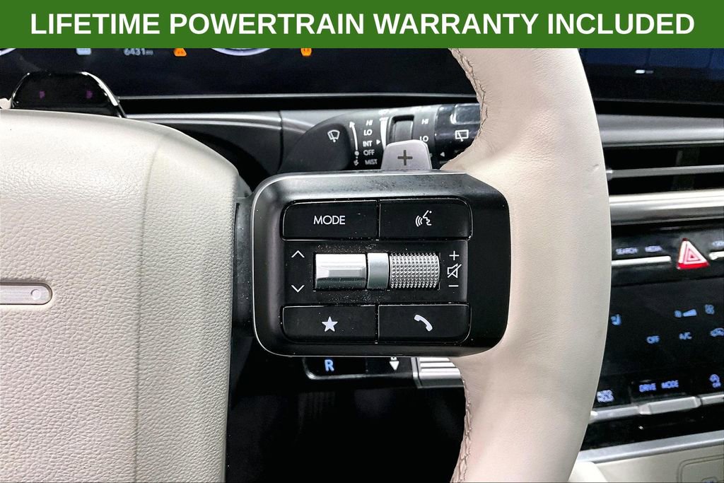 Used 2025 Hyundai Santa Fe SEL image 24