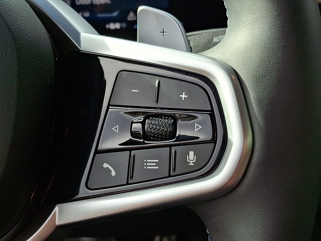 Used 2026 BMW M440i Convertible image 19