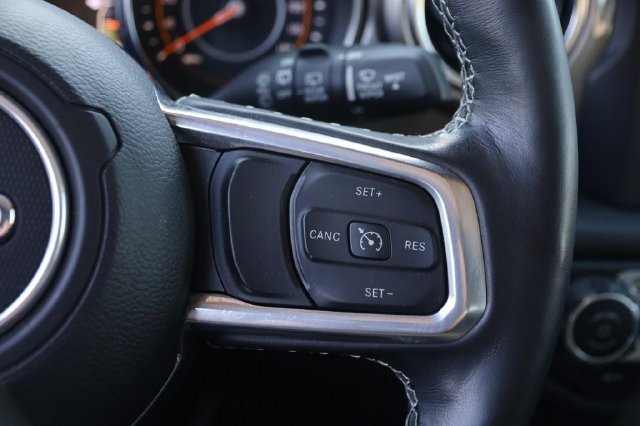 Used 2021 Jeep Wrangler Unlimited Sahara w/ Cold Weather Group AWD/4WD image 12