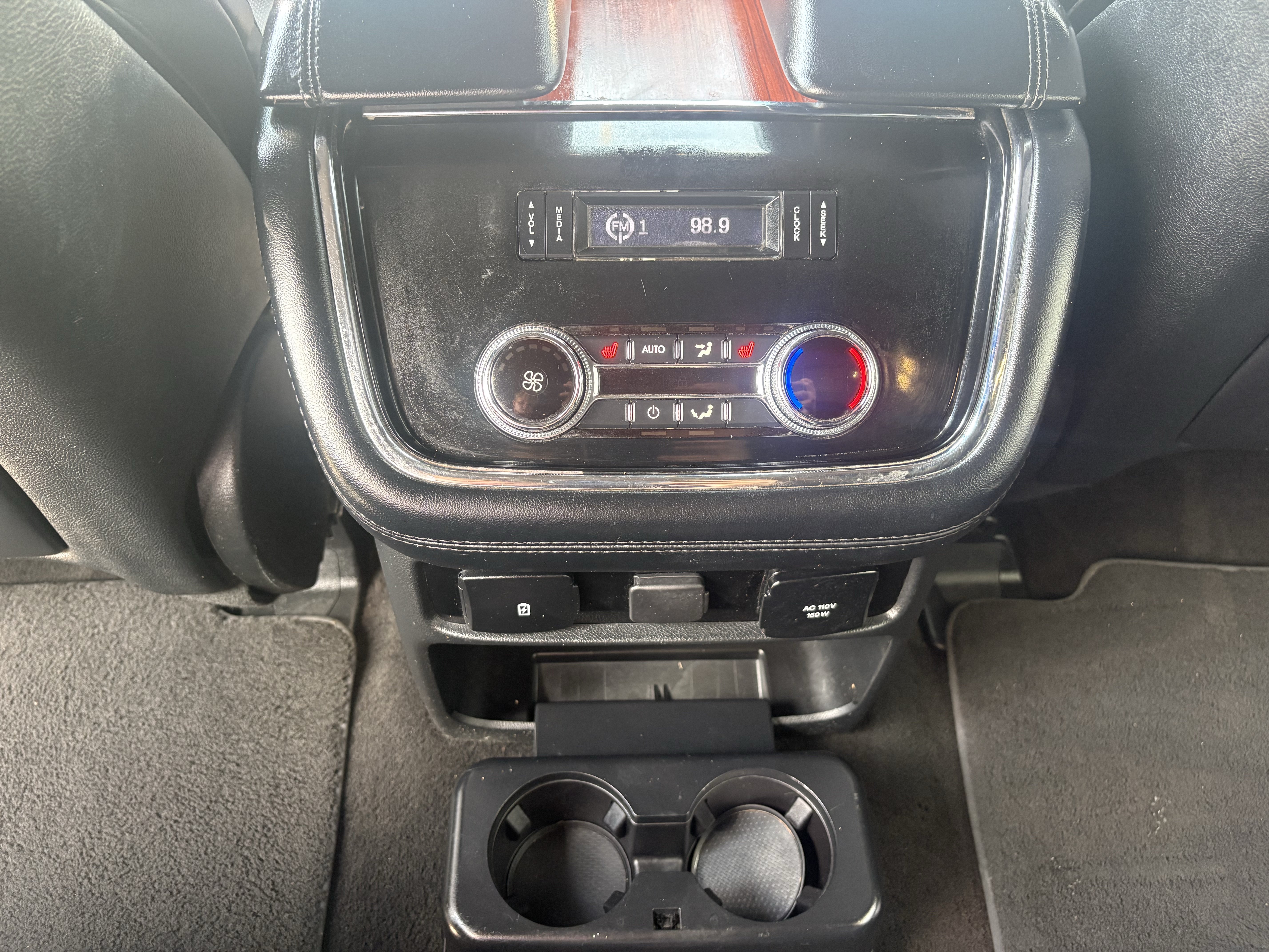 Used 2021 Lincoln Navigator L Reserve AWD/4WD image 16