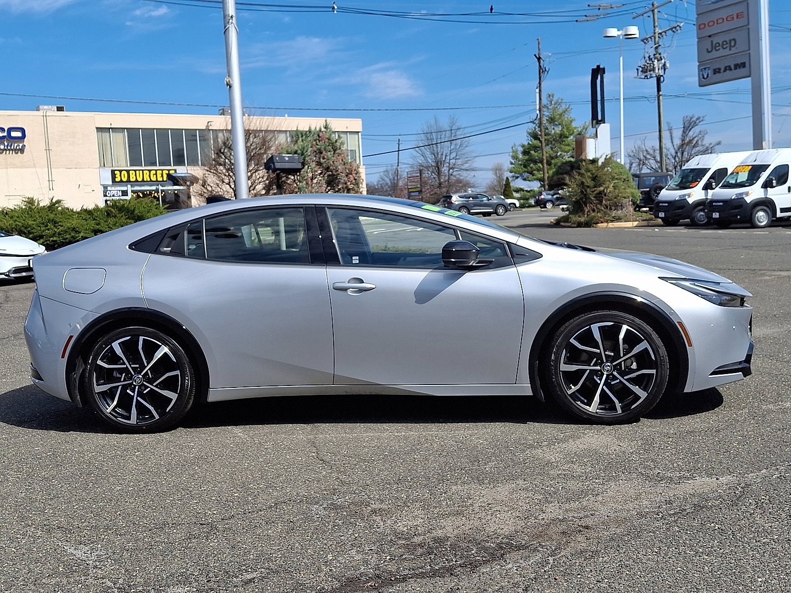 Used 2024 Toyota Prius Prime Premium w/ Advanced Technology Package FWD image 8
