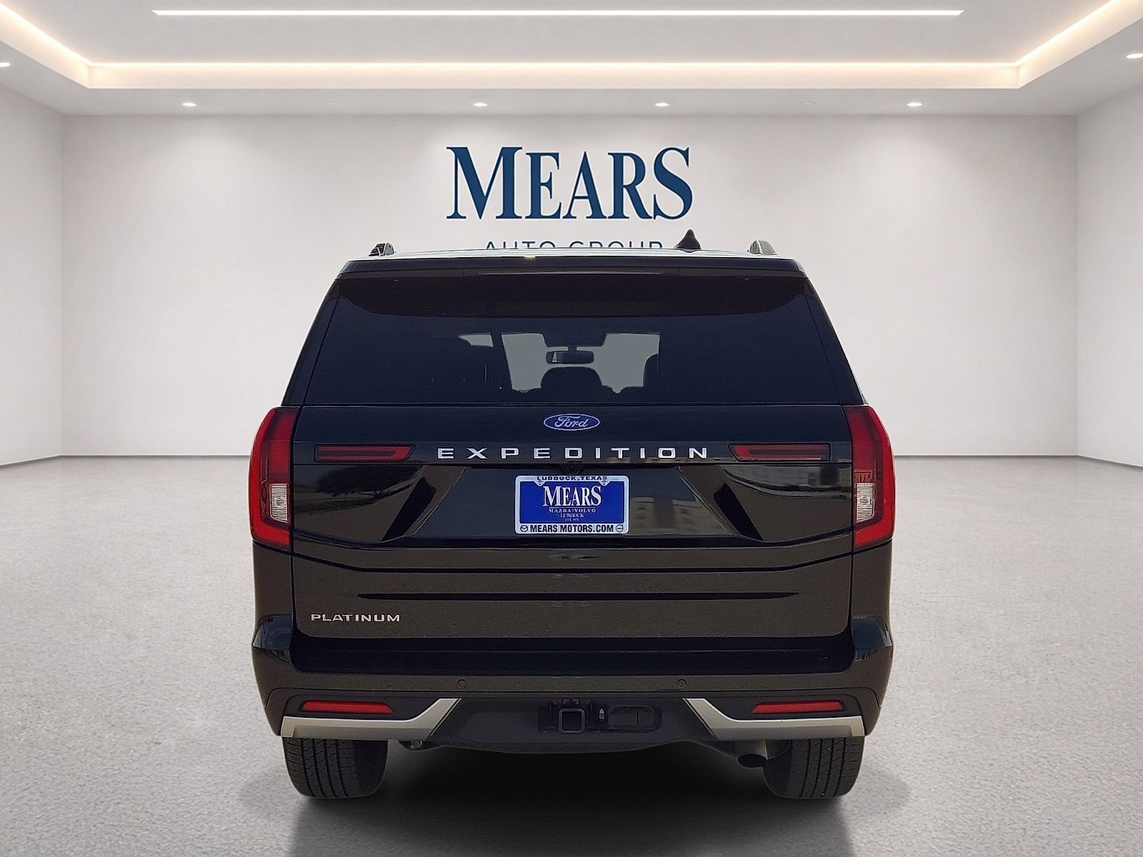 Used 2025 Ford Expedition Platinum AWD/4WD image 4