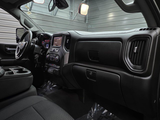 Used 2022 Chevrolet Silverado 2500 Custom w/ Custom Value Package AWD/4WD image 14
