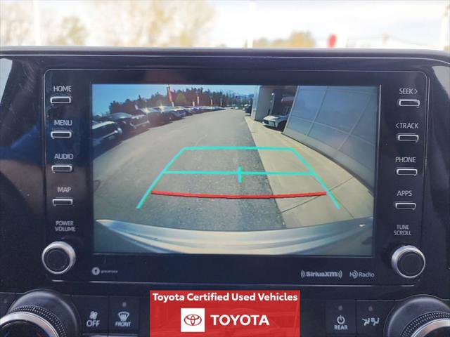 Certified 2021 Toyota Highlander XLE AWD/4WD image 19