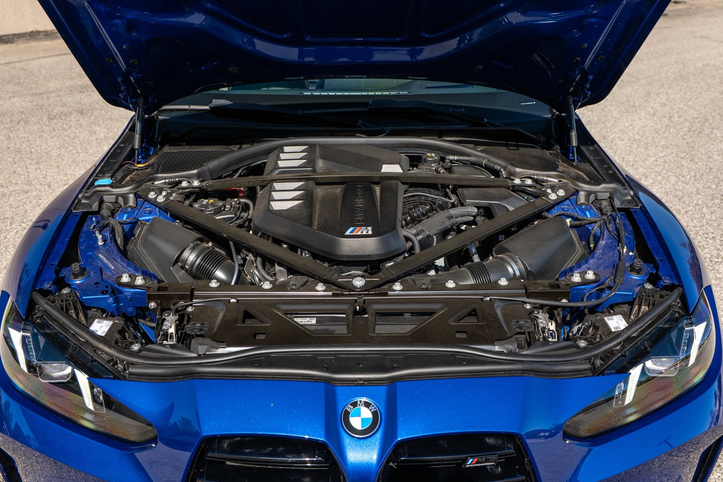 Used 2025 BMW M3 Competition w/ M Carbon Exterior Package AWD/4WD image 27