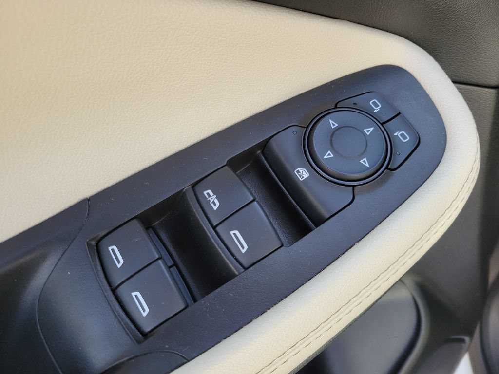 Certified 2023 Buick Encore GX Preferred w/ Cold Weather Comfort Package AWD/4WD image 15