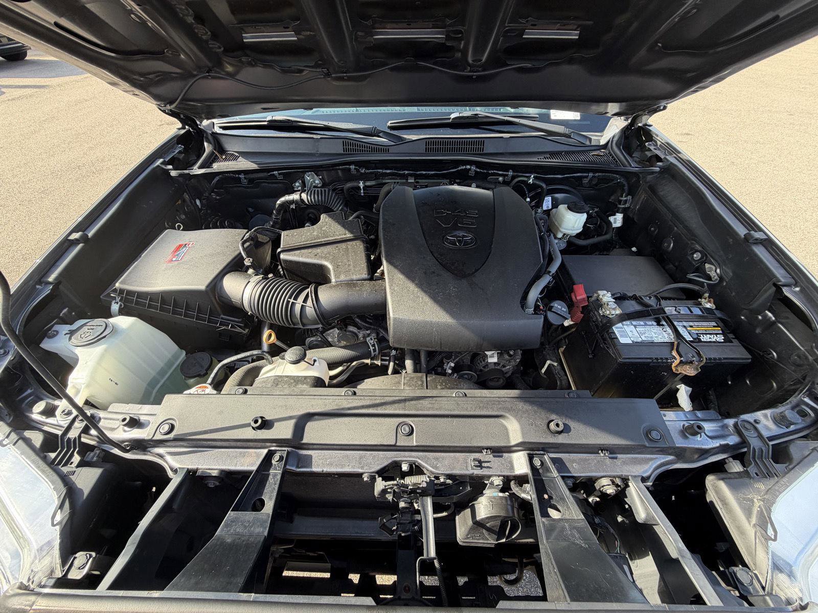 Used 2021 Toyota Tacoma TRD Sport AWD/4WD image 24