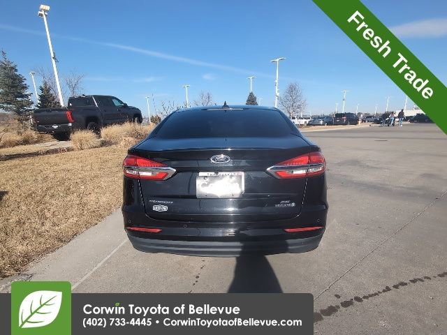 Used 2019 Ford Fusion SE image 5