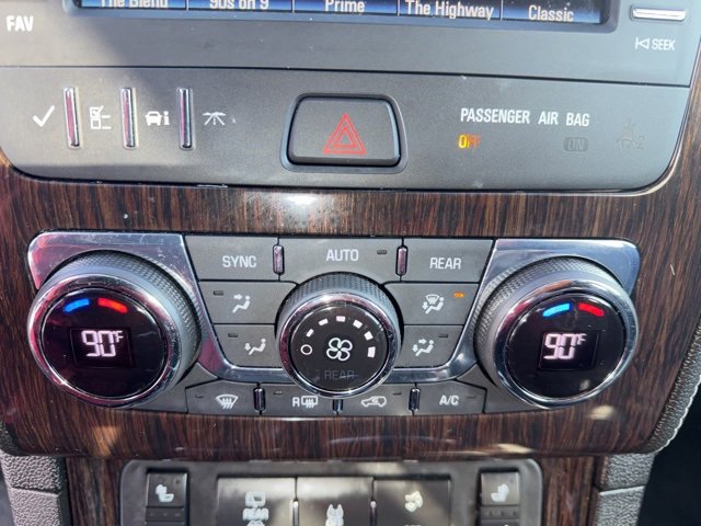 Used 2015 Chevrolet Traverse LT image 20