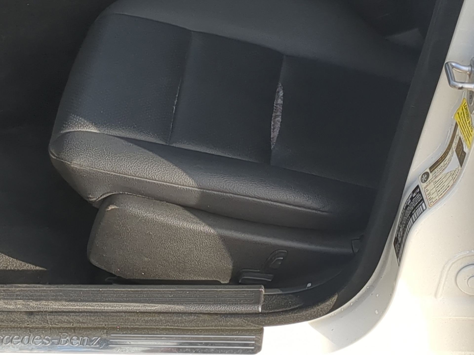 Used 2012 Mercedes-Benz C 300 Sport image 12