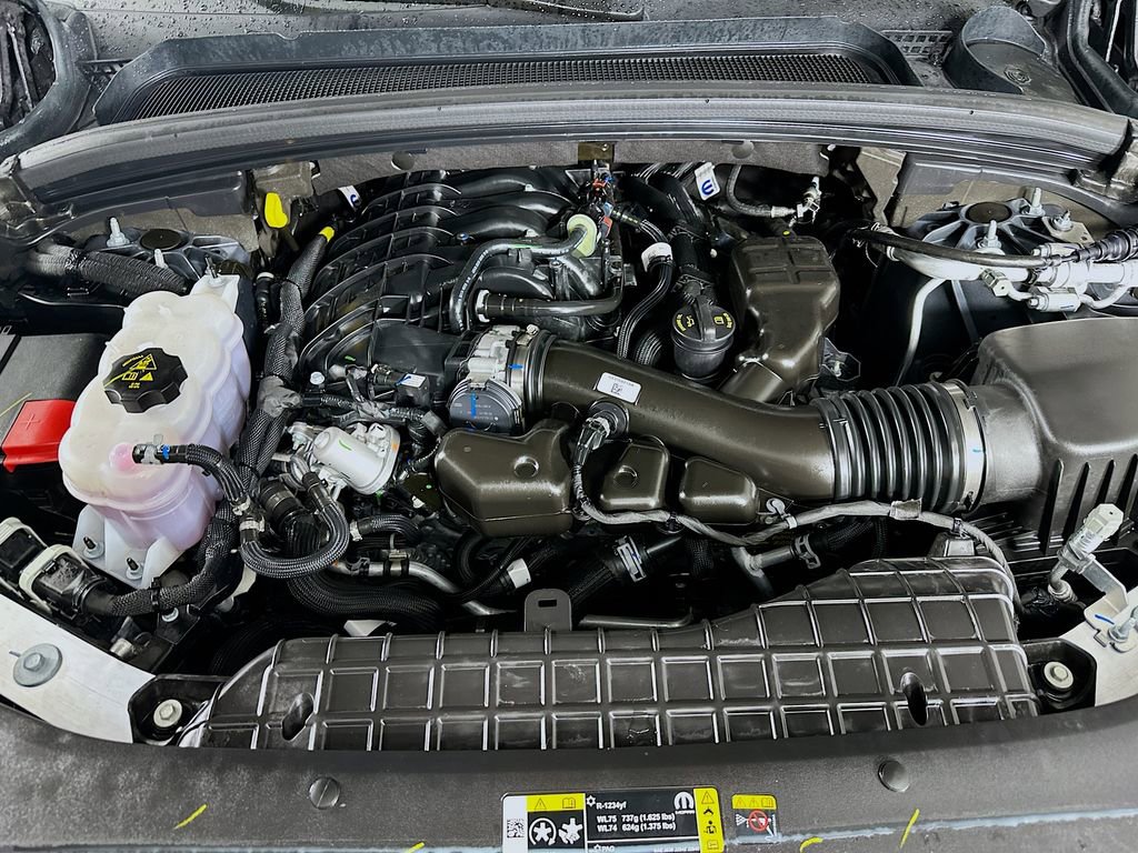 Certified 2025 Jeep Grand Cherokee Limited w/ Luxury Tech Group II image 42