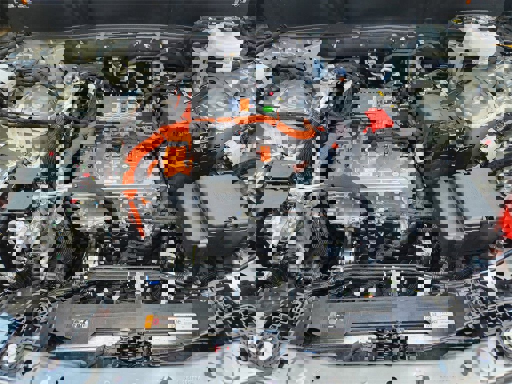 New 2026 Cadillac Vistiq Luxury w/ LPO, Floor Liner Package image 23