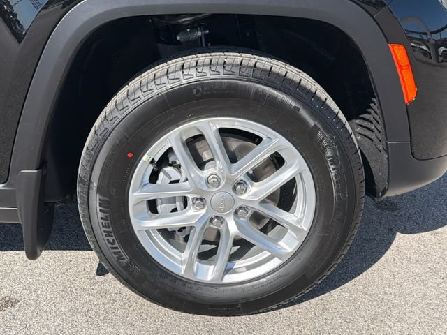 New 2026 Jeep Grand Cherokee Laredo X AWD/4WD image 43
