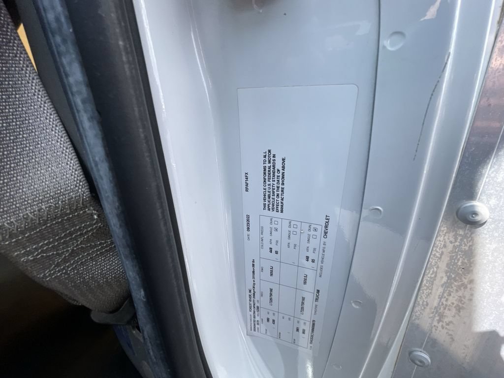 Used 2022 Chevrolet Express 3500 w/ Power Convenience Package RWD image 30