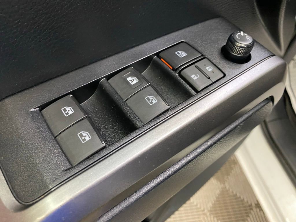 Used 2019 Toyota Tacoma SR5 image 24