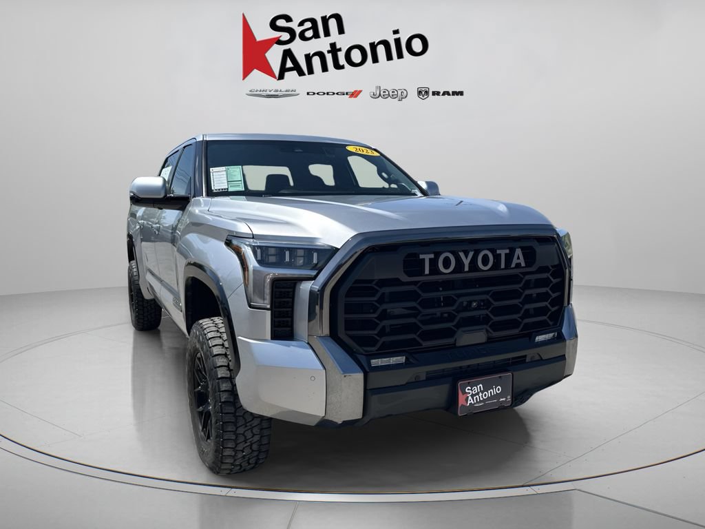 Used 2023 Toyota Tundra Platinum AWD/4WD image 3