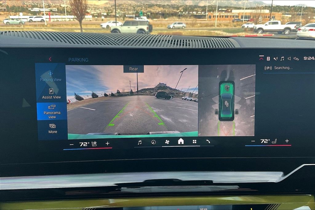 Used 2025 BMW M5 image 14