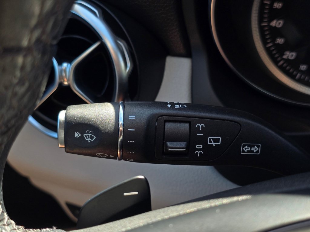 Used 2019 Mercedes-Benz GLA 250 image 42