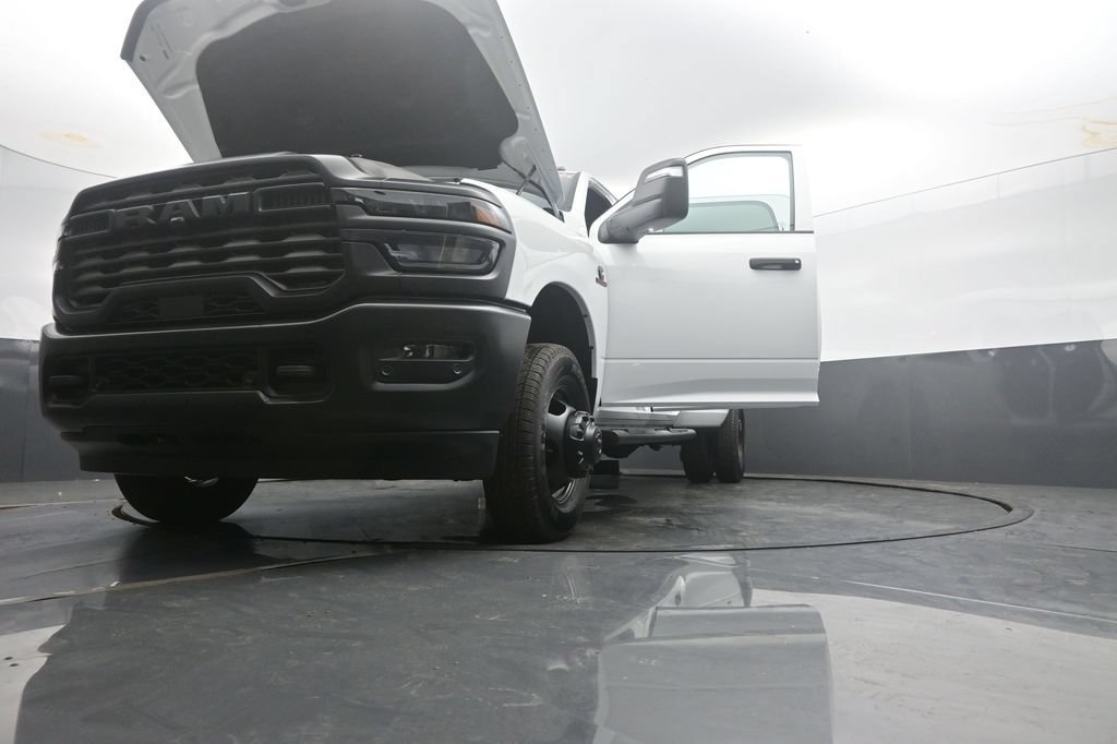 New 2026 RAM 3500 Tradesman AWD/4WD image 72