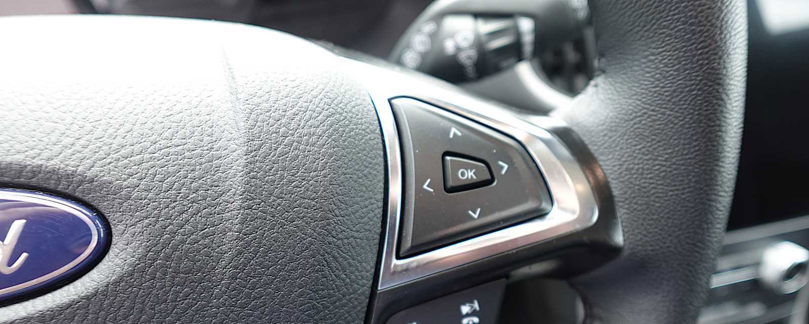 Used 2024 Ford Edge SEL AWD/4WD image 18