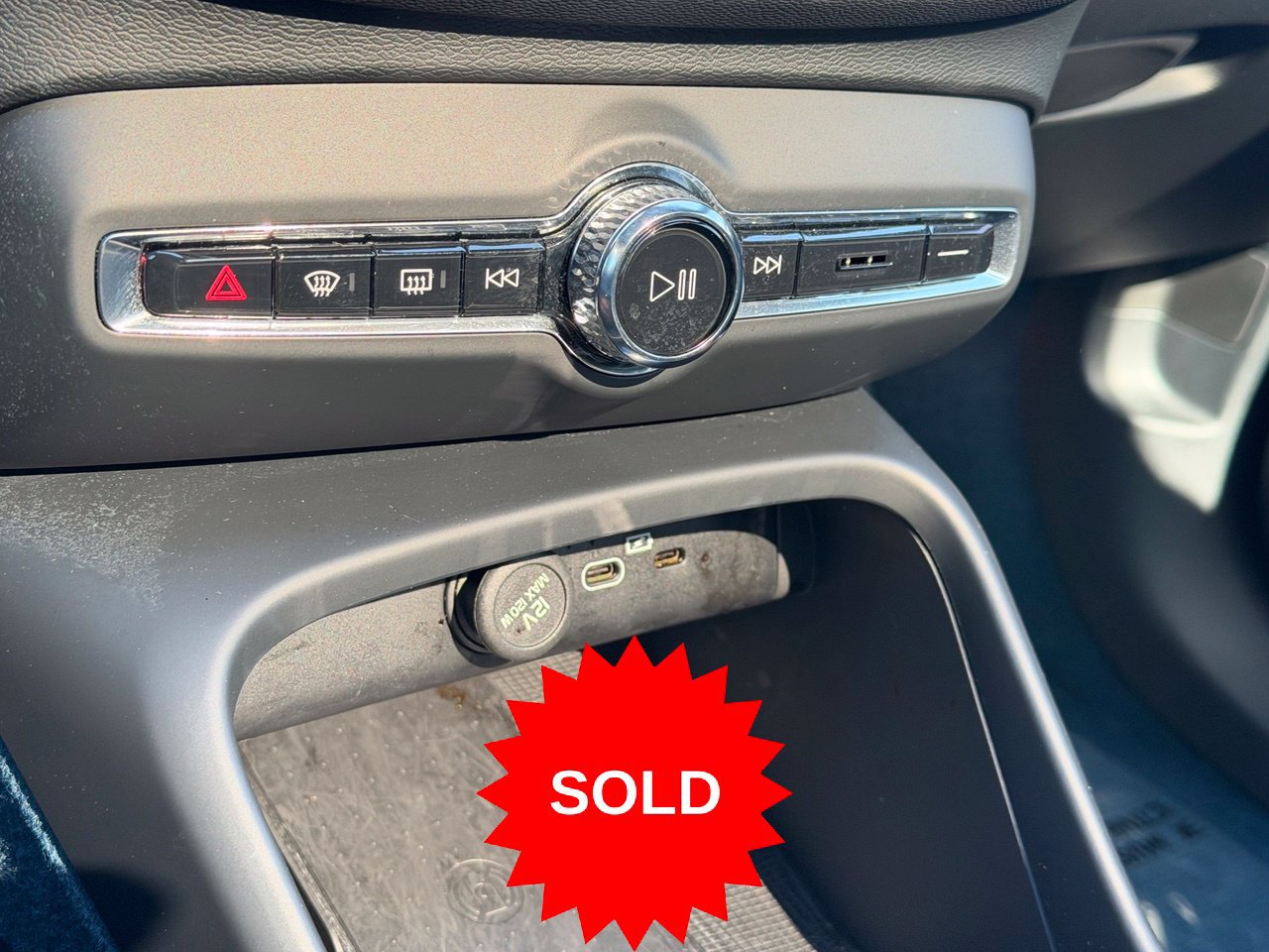 Certified 2023 Volvo C40 P8 Recharge Plus AWD/4WD image 25