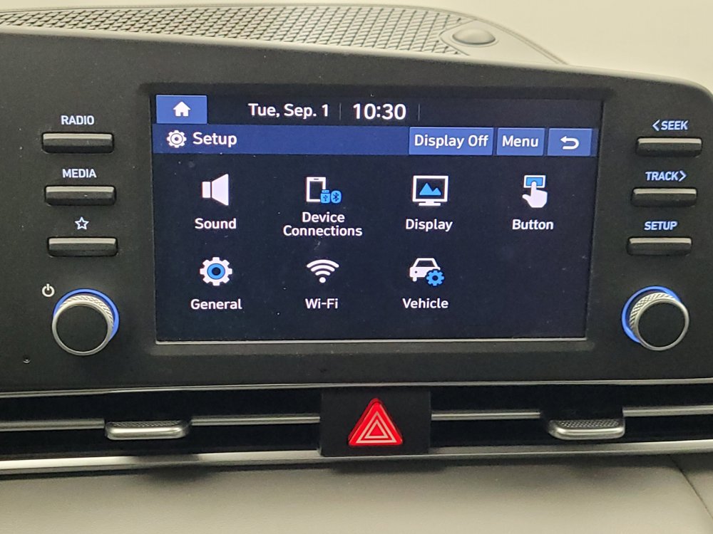 Used 2021 Hyundai Elantra SE FWD image 25