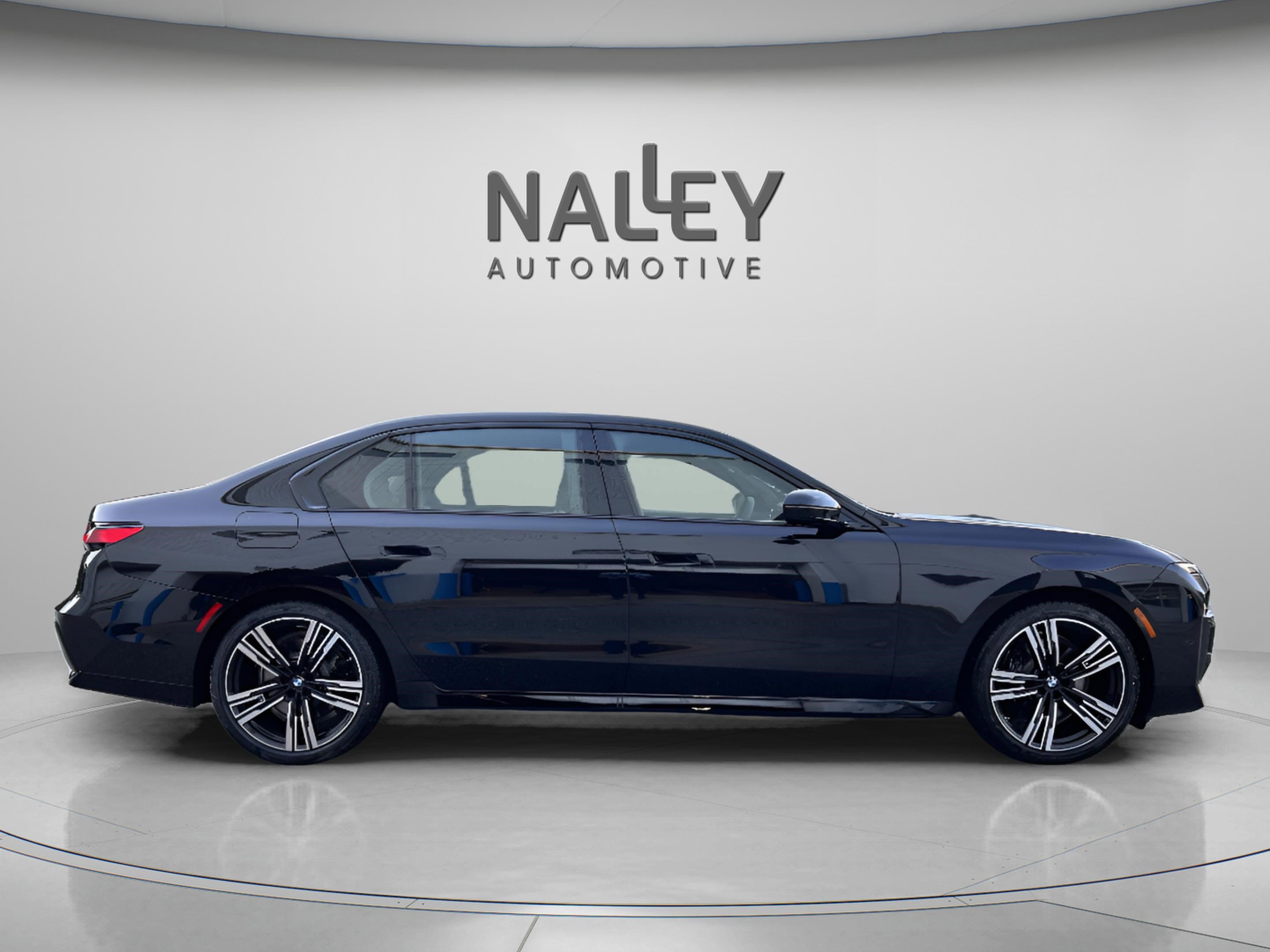 Used 2026 BMW 740i 740i image 5