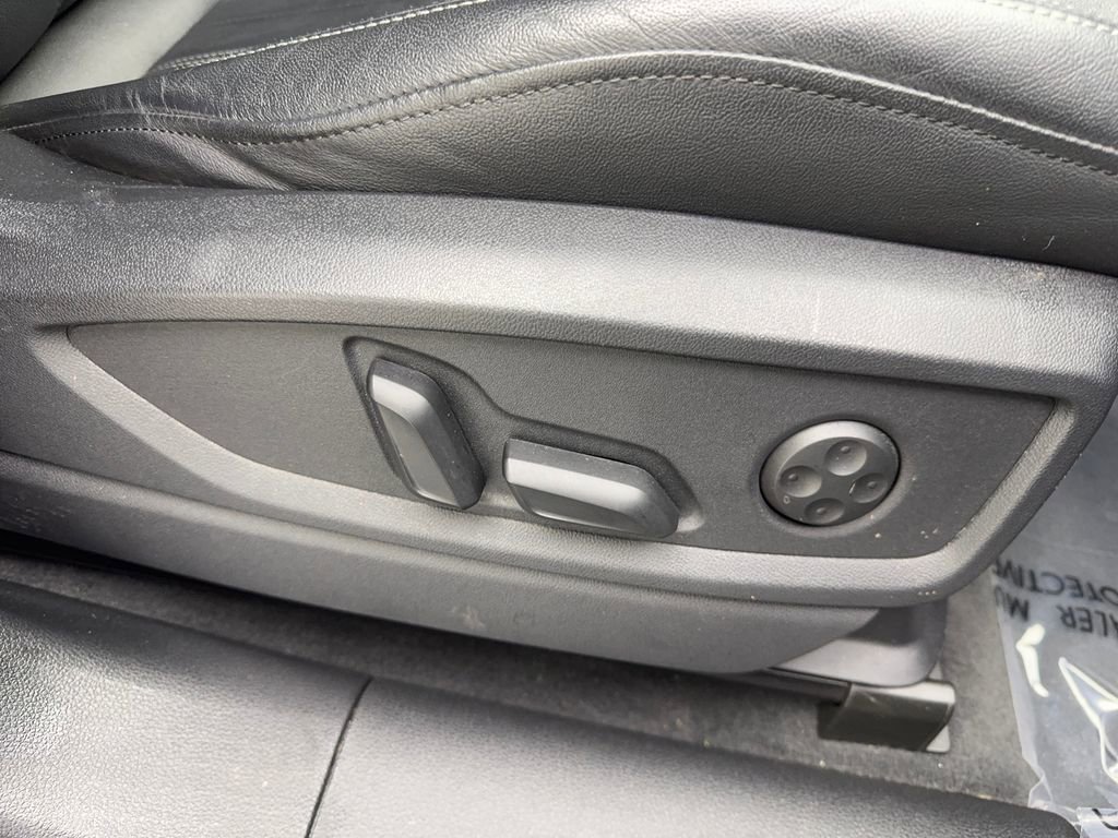 Used 2023 Audi Q5 2.0T Premium w/ Convenience Package image 48