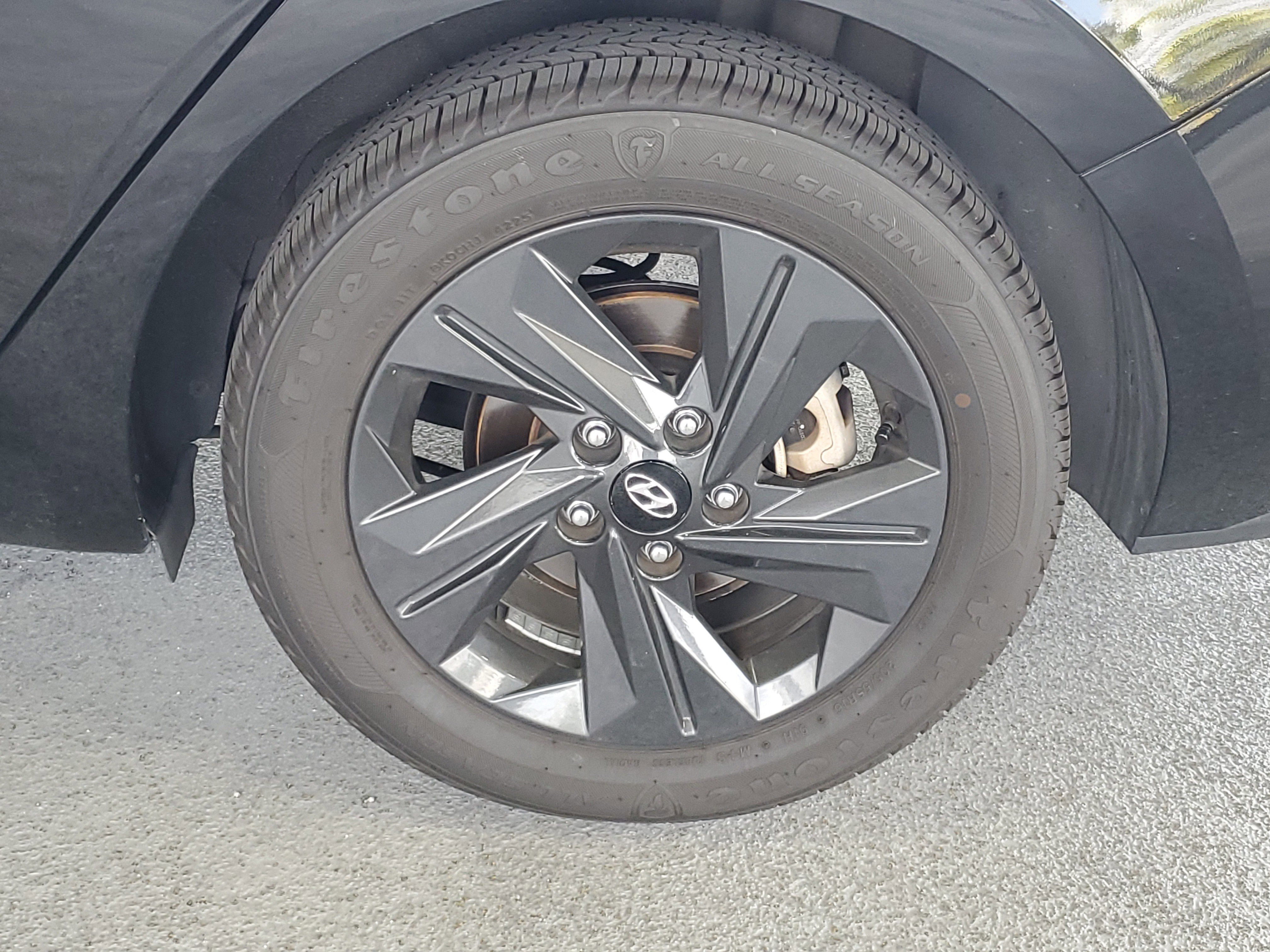 Used 2023 Hyundai Elantra SEL FWD image 6