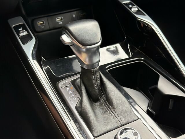 Used 2023 Kia Sorento SX image 27