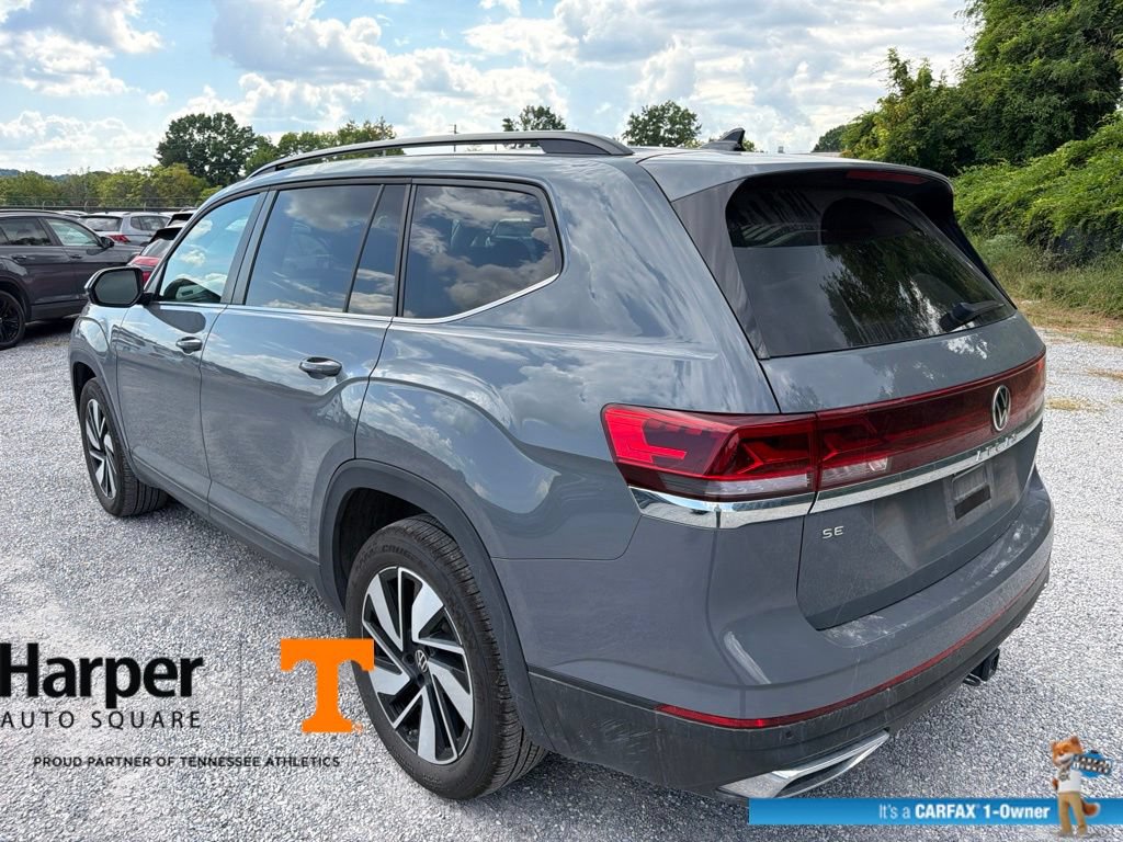 Used 2025 Volkswagen Atlas SE w/ Panoramic Sunroof Package AWD/4WD image 3