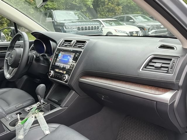 Used 2018 Subaru Outback 3.6R Limited AWD/4WD image 18