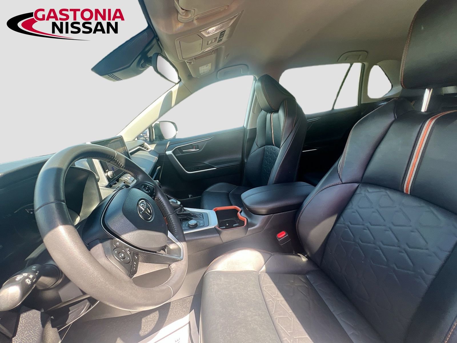 Used 2024 Toyota RAV4 Adventure AWD/4WD image 27