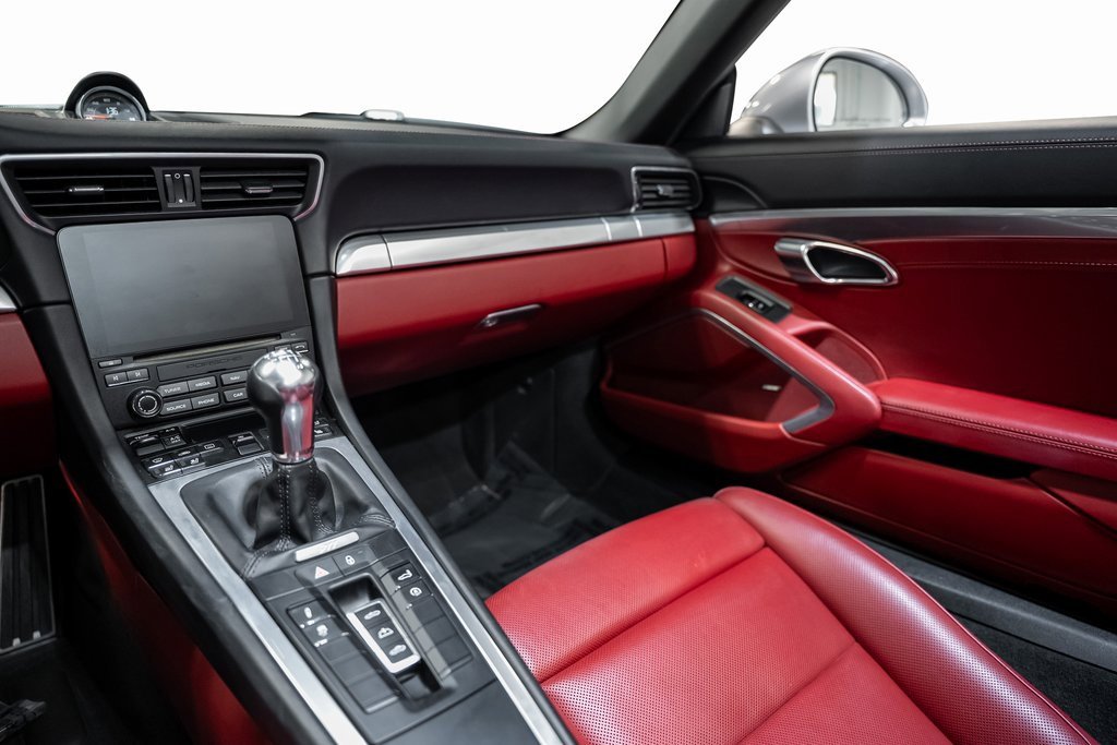 Used 2017 Porsche 911 Carrera 4S image 38