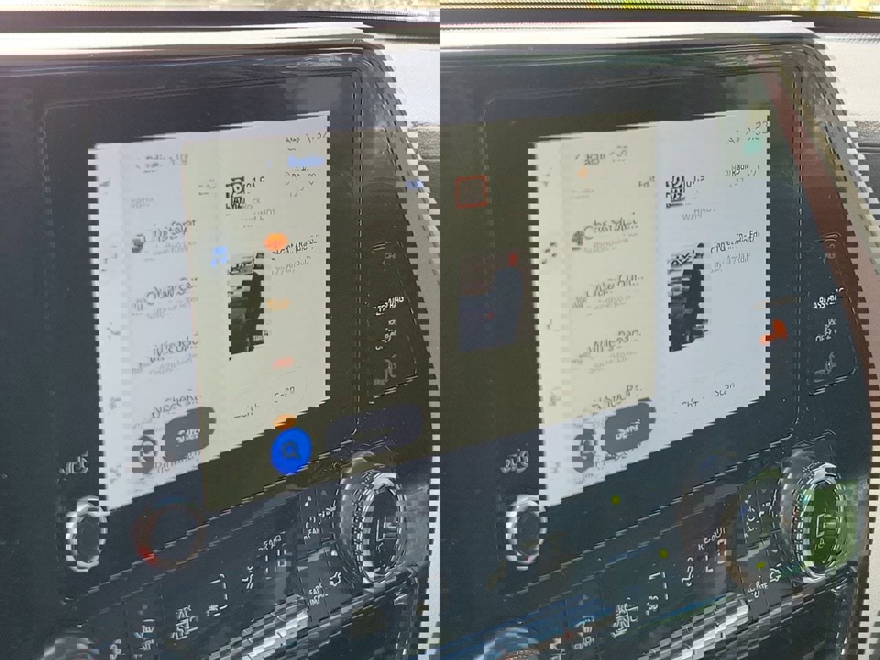 Used 2025 Toyota Highlander LE image 25