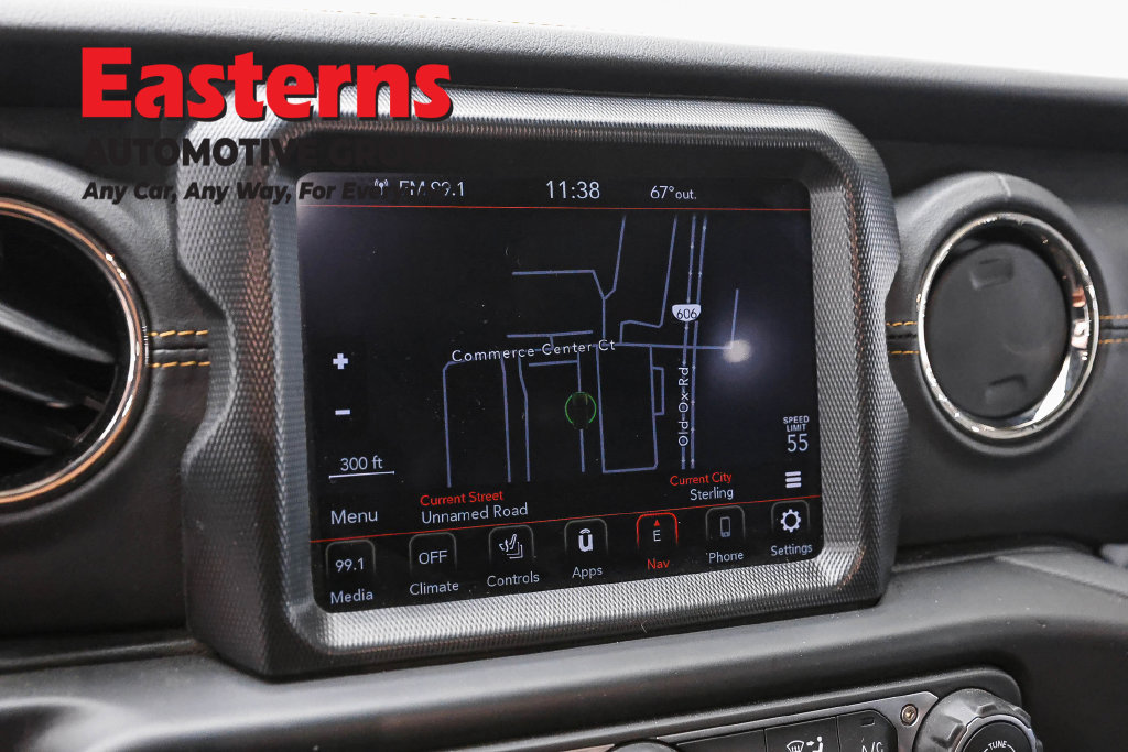Used 2023 Jeep Wrangler Unlimited Sahara AWD/4WD image 24