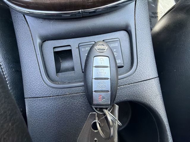 Used 2015 Nissan Sentra SL FWD image 28