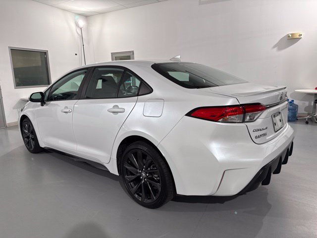 Used 2023 Toyota Corolla SE FWD image 5
