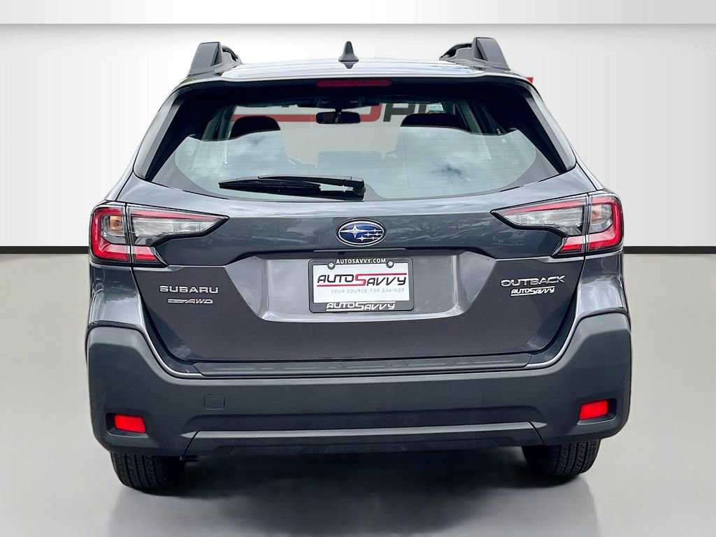 Used 2025 Subaru Outback image 6
