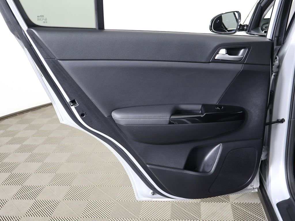 Used 2020 Kia Sportage EX image 23