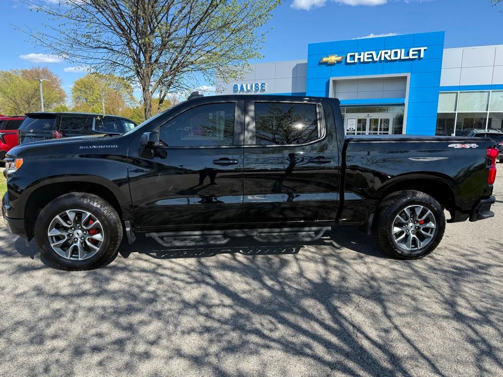 Used 2026 Chevrolet Silverado 1500 RST AWD/4WD image 2